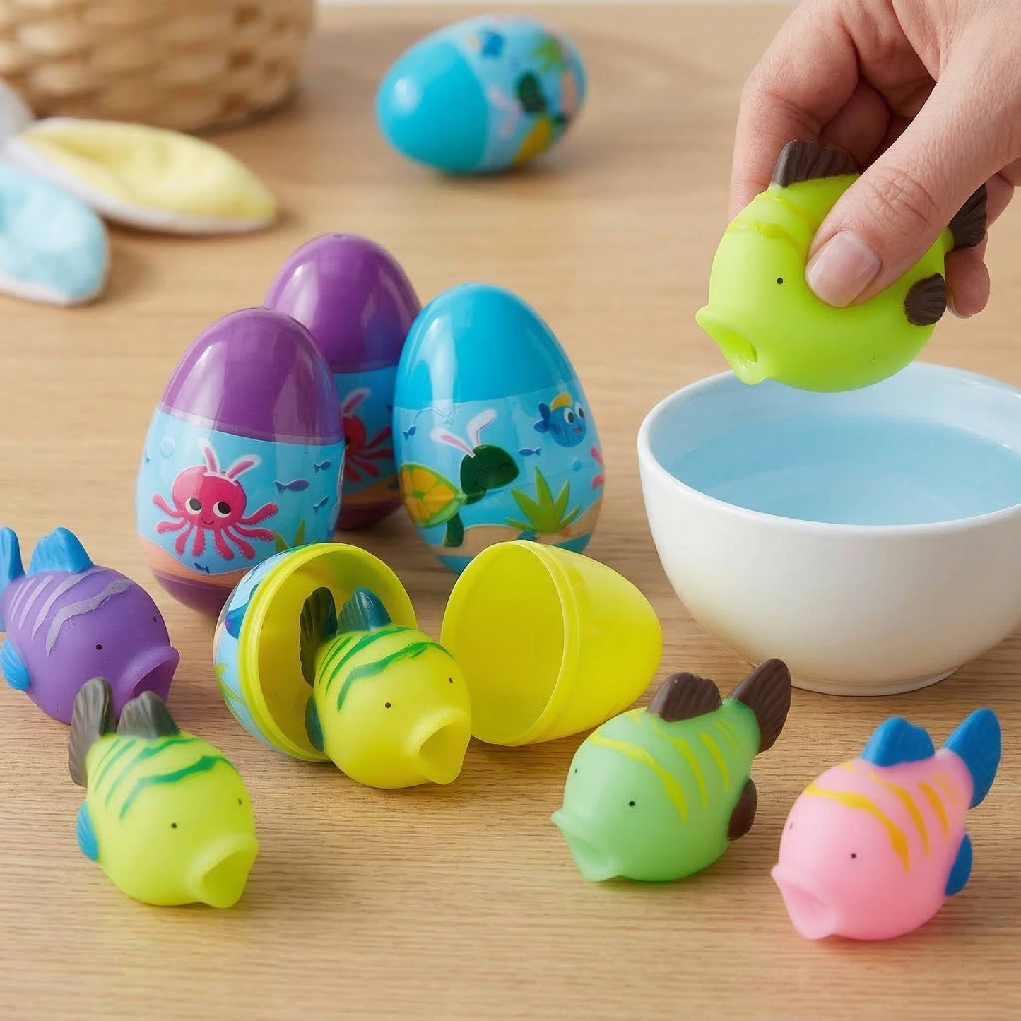 Squirt Toy Easter Eggs with Vinyl Water Toys and Split Open Design, 12 Piece Set