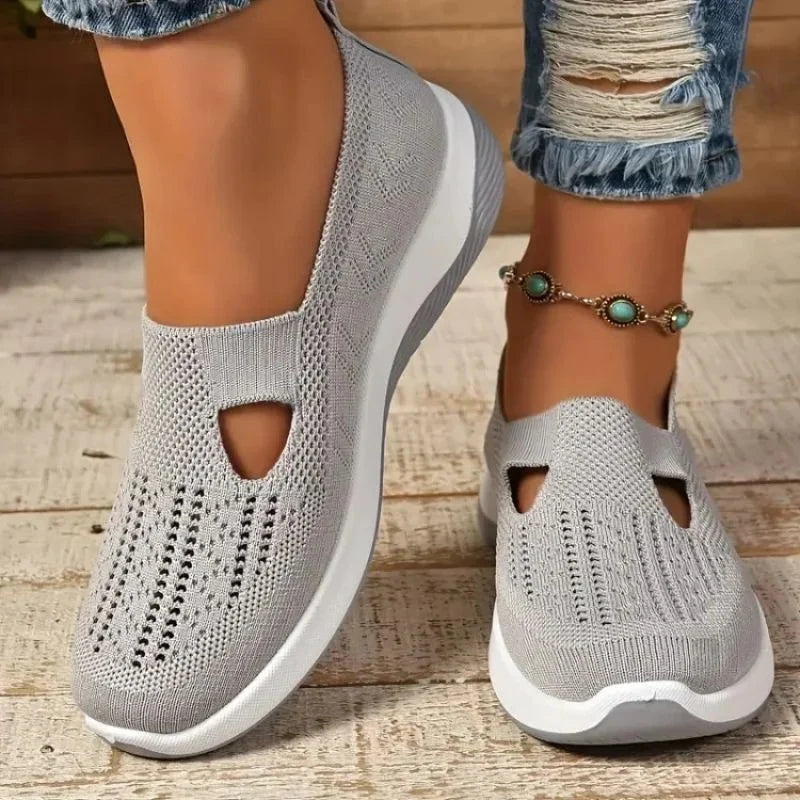 Ladies Breathable Knit Upper Trainers with Cushioned Insole and Lace Up Closure