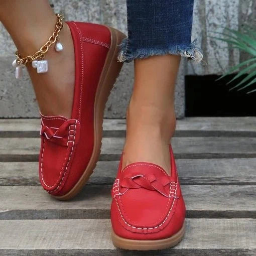 Ladies Genuine Leather Moccasin Style Flats with Cushioned Sole for Daily Wear