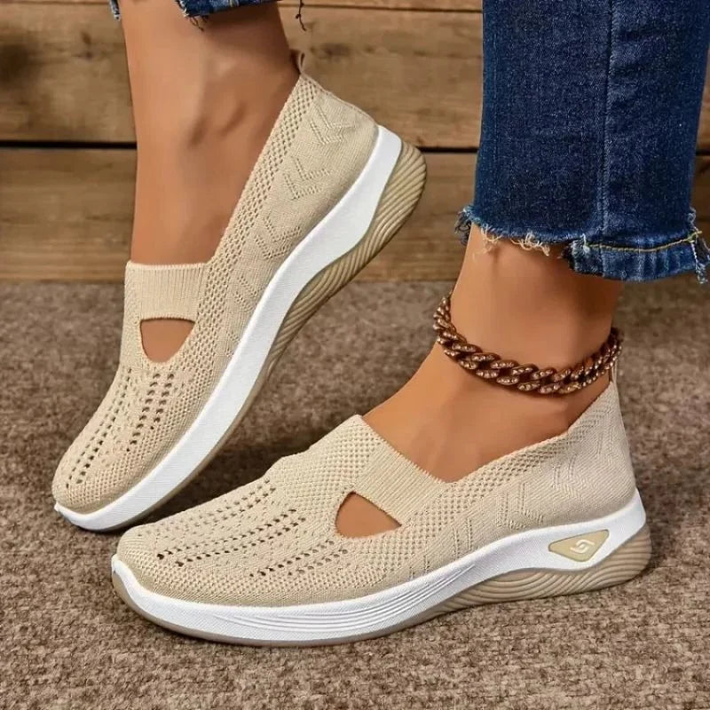 Ladies Breathable Knit Upper Trainers with Cushioned Insole and Lace Up Closure