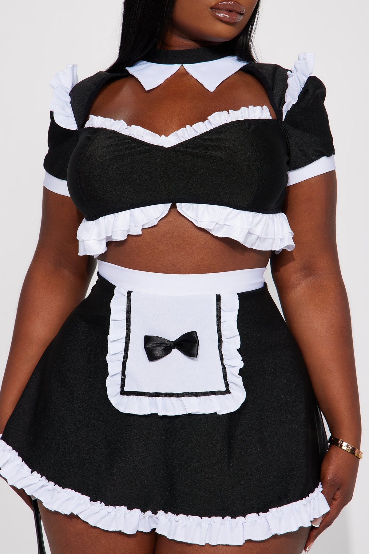 Classic Maid Costume Set with Lace Top, Choker Collar, Apron Mini Skirt, and Duster