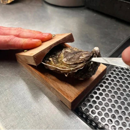 Wood Oyster Clamp Tool for Fast and Secure Shell Opening