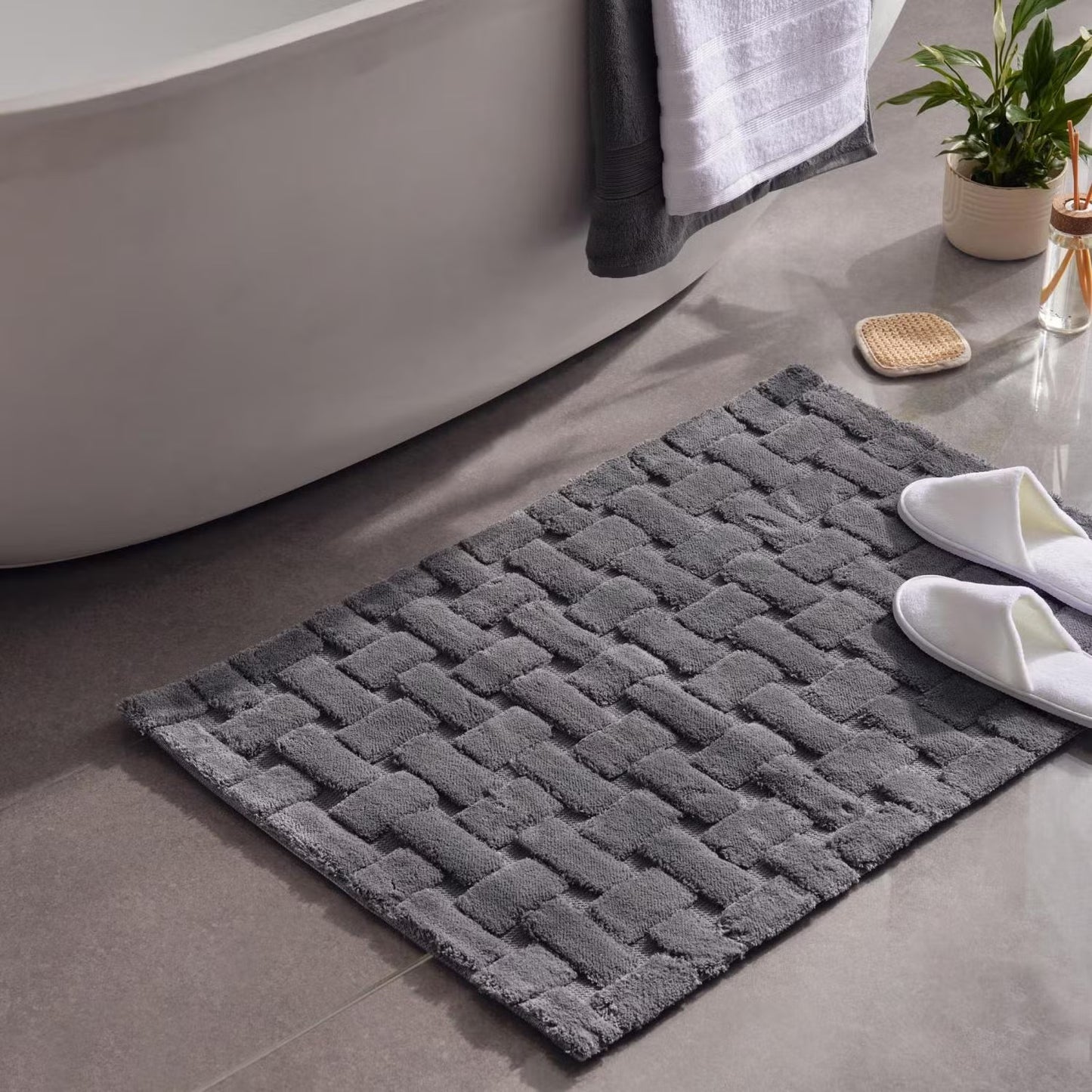 Jacquard Bathmat, Dark Gray
