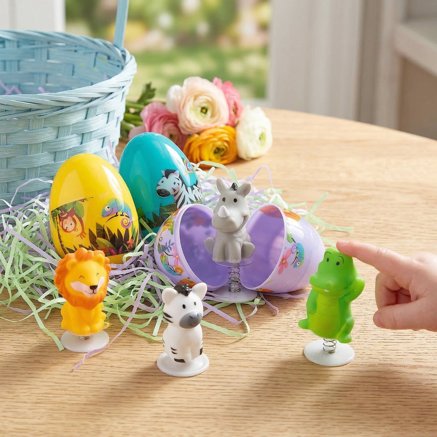 Pop Up Zoo Animal Easter Eggs with Snap Closure and Assorted Colors, 12 Pack