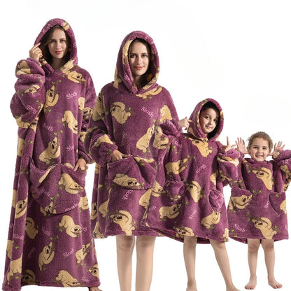 Oversized Hoodie Blanket with Pumpkin Print and Long Sleeves, Fleece Flannel