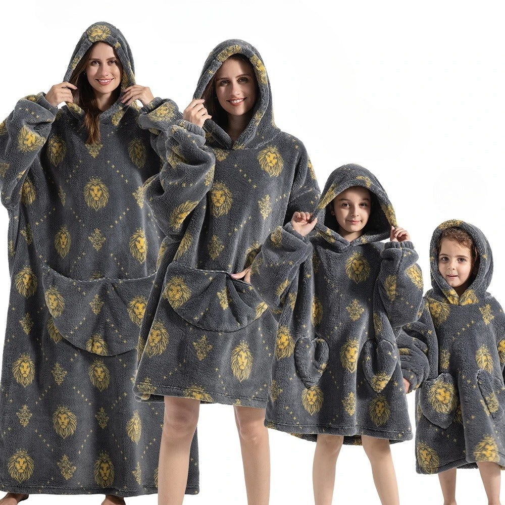 Oversized Hoodie Blanket with Pumpkin Print and Long Sleeves, Fleece Flannel