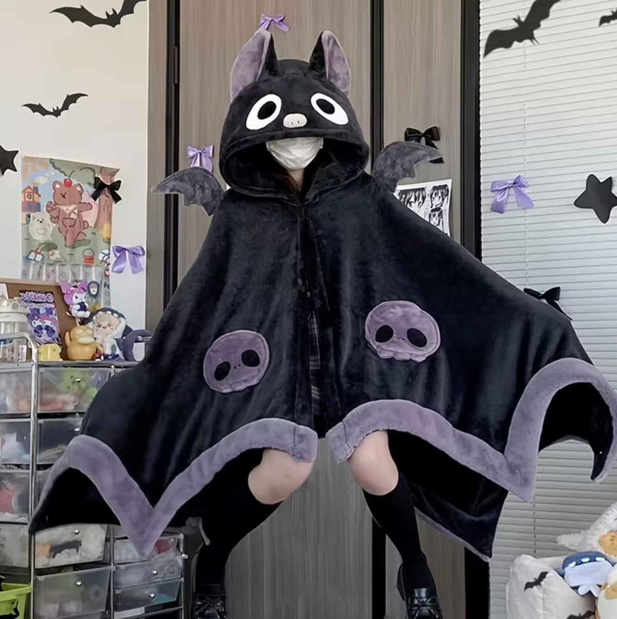 Bat Wing Hoodie with Plush Fur and Extended Sleeves for Lounging