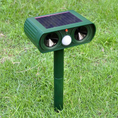 Solar Powered Animal Deterrent with Motion Sensor Infrared Pulse and Flashing LEDs for Patios and Yards