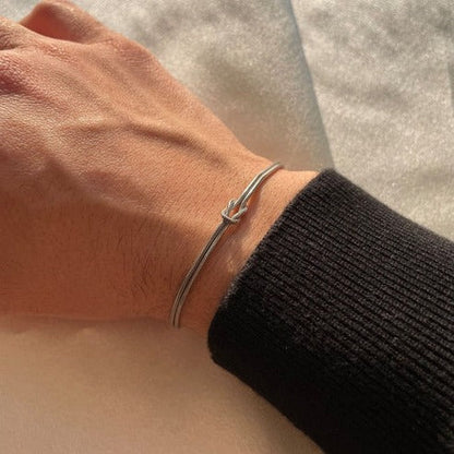 Love Knot Bracelet with an Adjustable Closure and a Lightweight Minimalist Design in Silver, Gold or Rose Gold