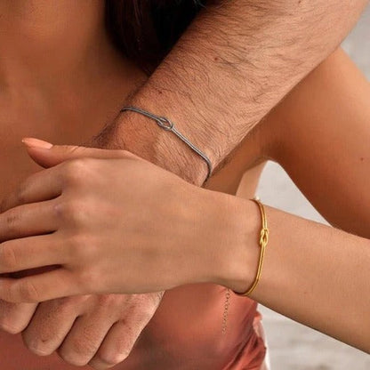 Love Knot Bracelet with an Adjustable Closure and a Lightweight Minimalist Design in Silver, Gold or Rose Gold