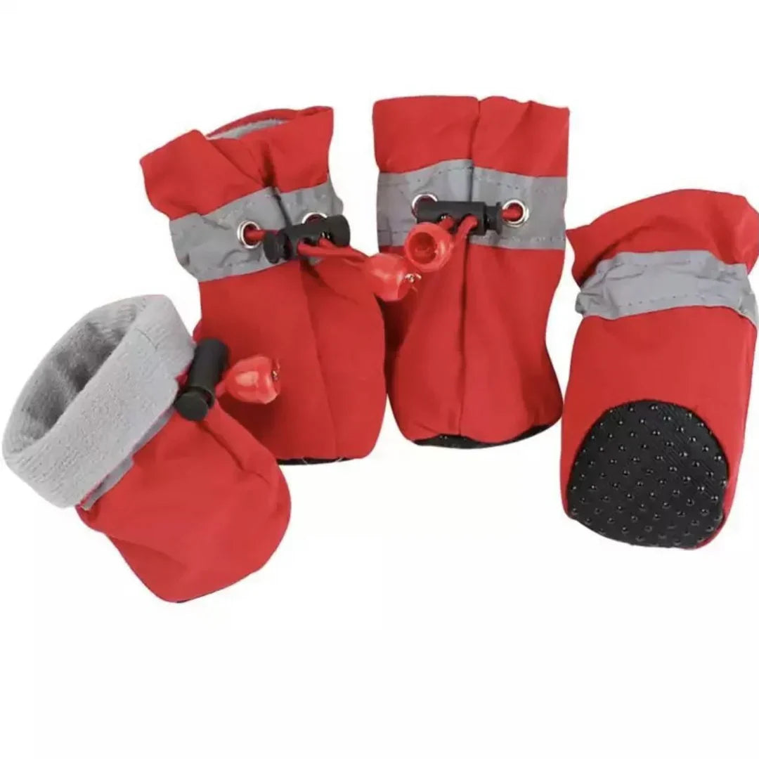 Winter Dog Boots Set of 4 with Insulated Lining, Grip Tread Soles and Adjustable Ankle Straps