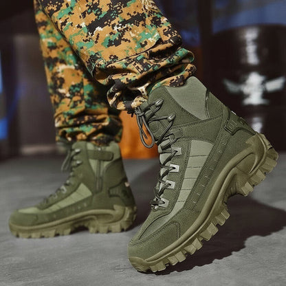 Men's Winter Boots with Lace Up Design