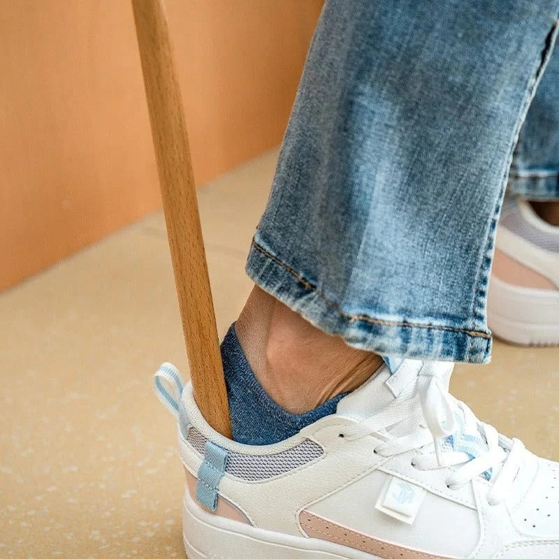 Long Handled Shoe Horn with Ergonomic Grip and Curved Neck for Easy Wear
