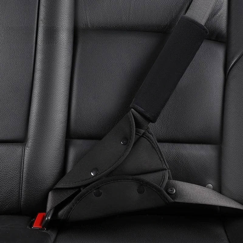 Seat Belt Adjuster Clip with Soft Pad and Triangle Design for Travel