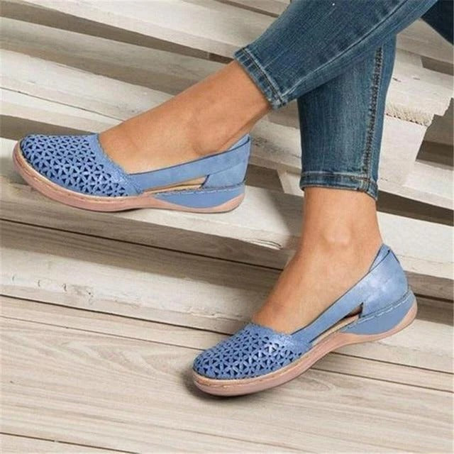 Slip on Mesh Flats for Women with Wide Toe Box and Cushioned Insole in Seven Colors