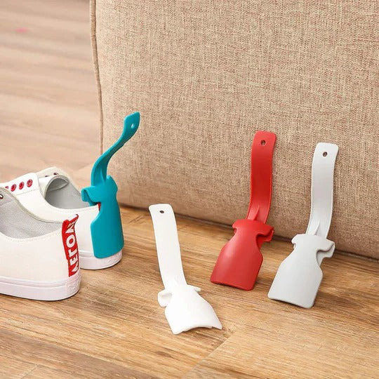 Portable Shoe Horn with Clip N Slip Function