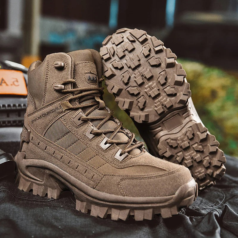 Insulated Ankle Boots with Lace Closure and Tactical Sole for Winter