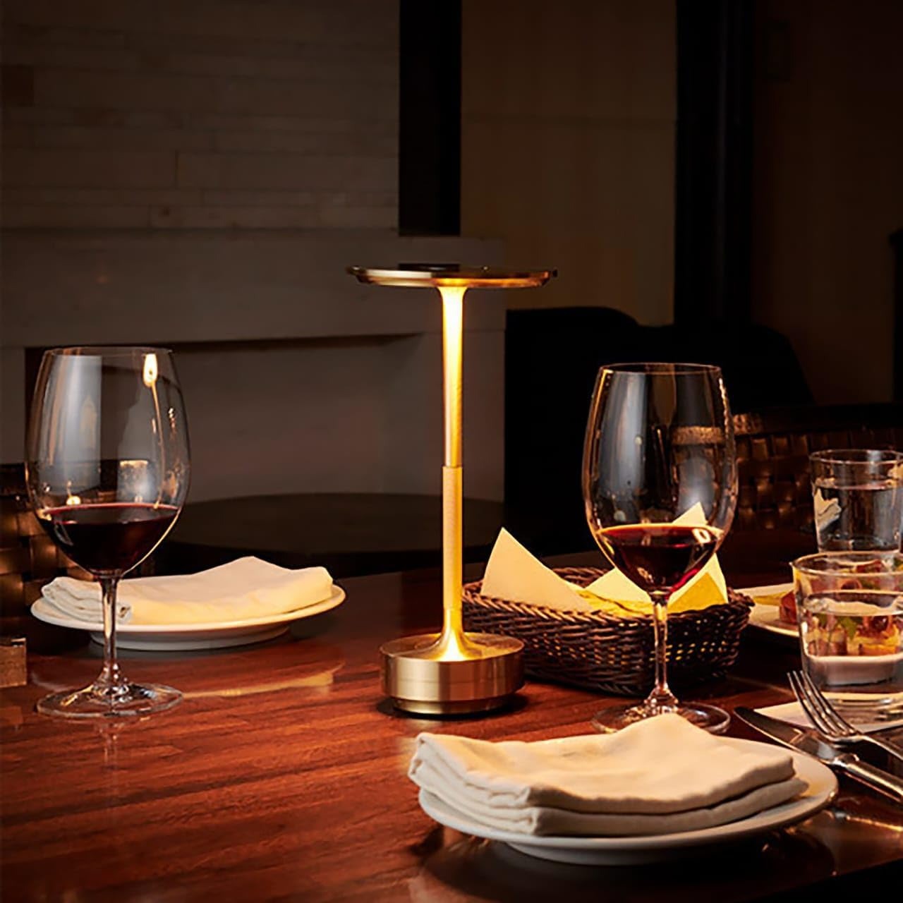 Rechargeable Touch Table Lamp with Three Color Temperatures and Stepless Dimming