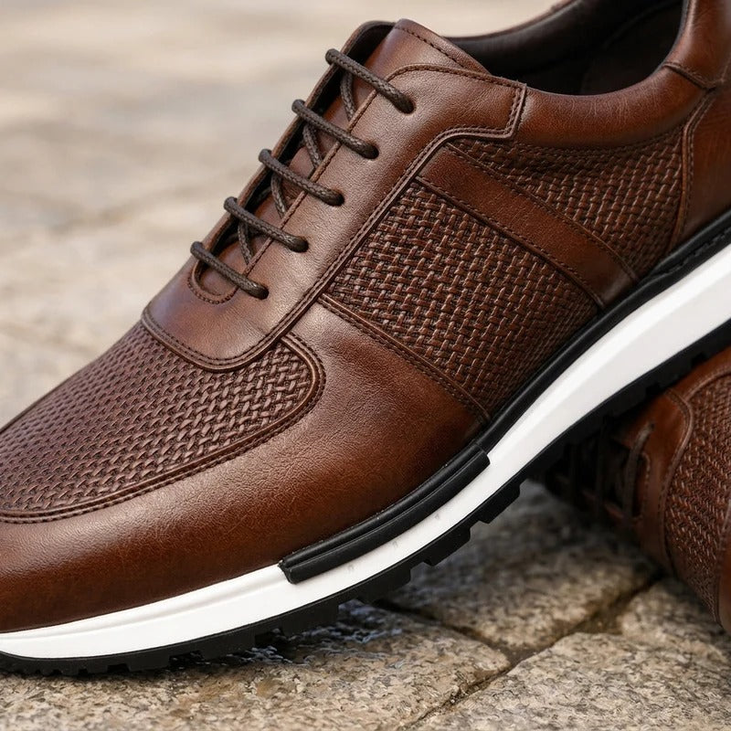 Low Top Leather Casual Shoes with Bendable Rubber Sole and Plain Lace Up Style