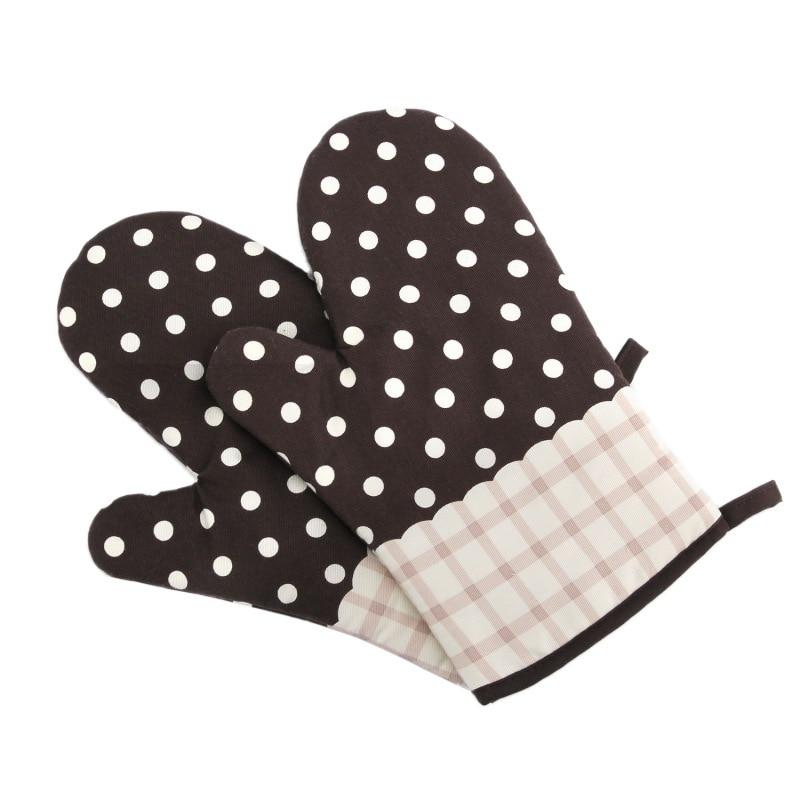 Heat Resistant Oven Mitt with Extended Forearm Coverage and Textured Grip