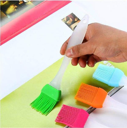Silicone Basting Brush with Heat Resistant Bristles and Non Stick Handle