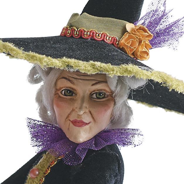 Wearclo | Halloween Figurine | Handmade Witch Decoration | Resin